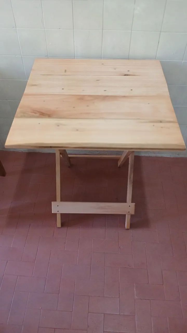 Mesa dobrável 