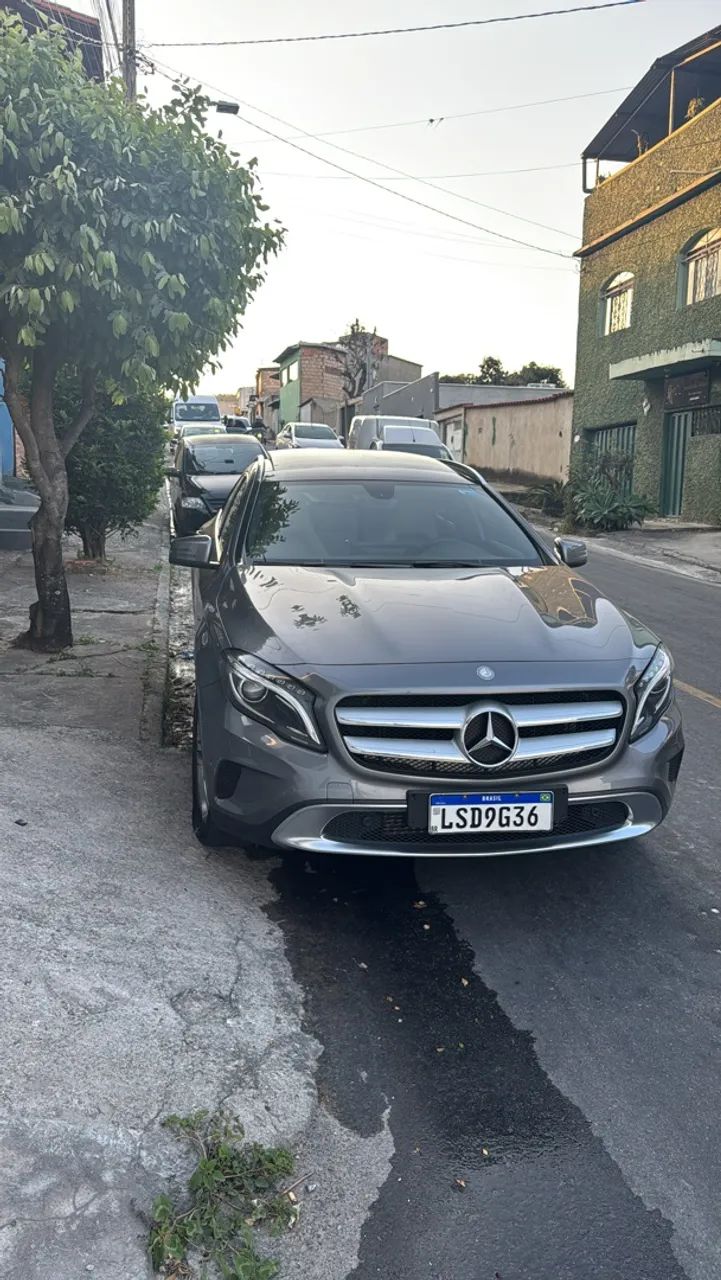 Mercedes-Benz GLA 200 Adv. 1.6/1.6 TB 16V Flex Aut. 2015