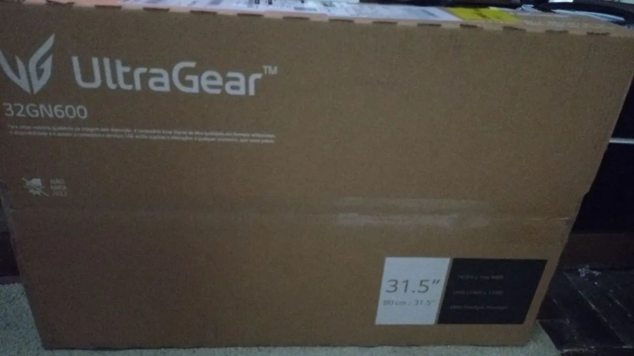 Monitor LG 32GN600 na caixa  - Foto 3