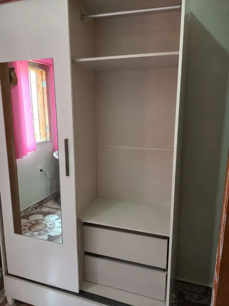 GUARDA ROUPA BRANCO SOLTEIRO 2 PORTA COM ESPELHO - Foto 2