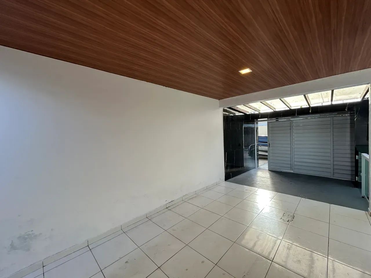 Casa Reformada com Piscina e Energia Solar - Foto 3