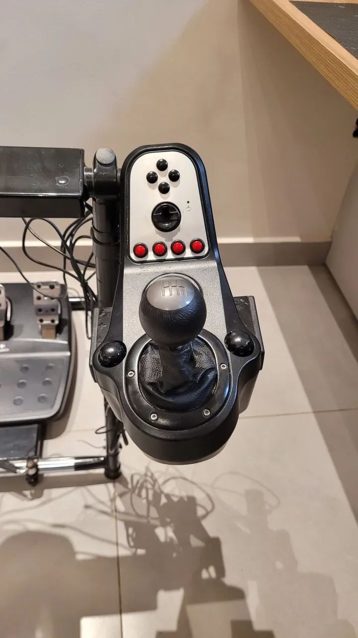 Volante Logitech G27 com base - Funcionando perfeitamente - Foto 5