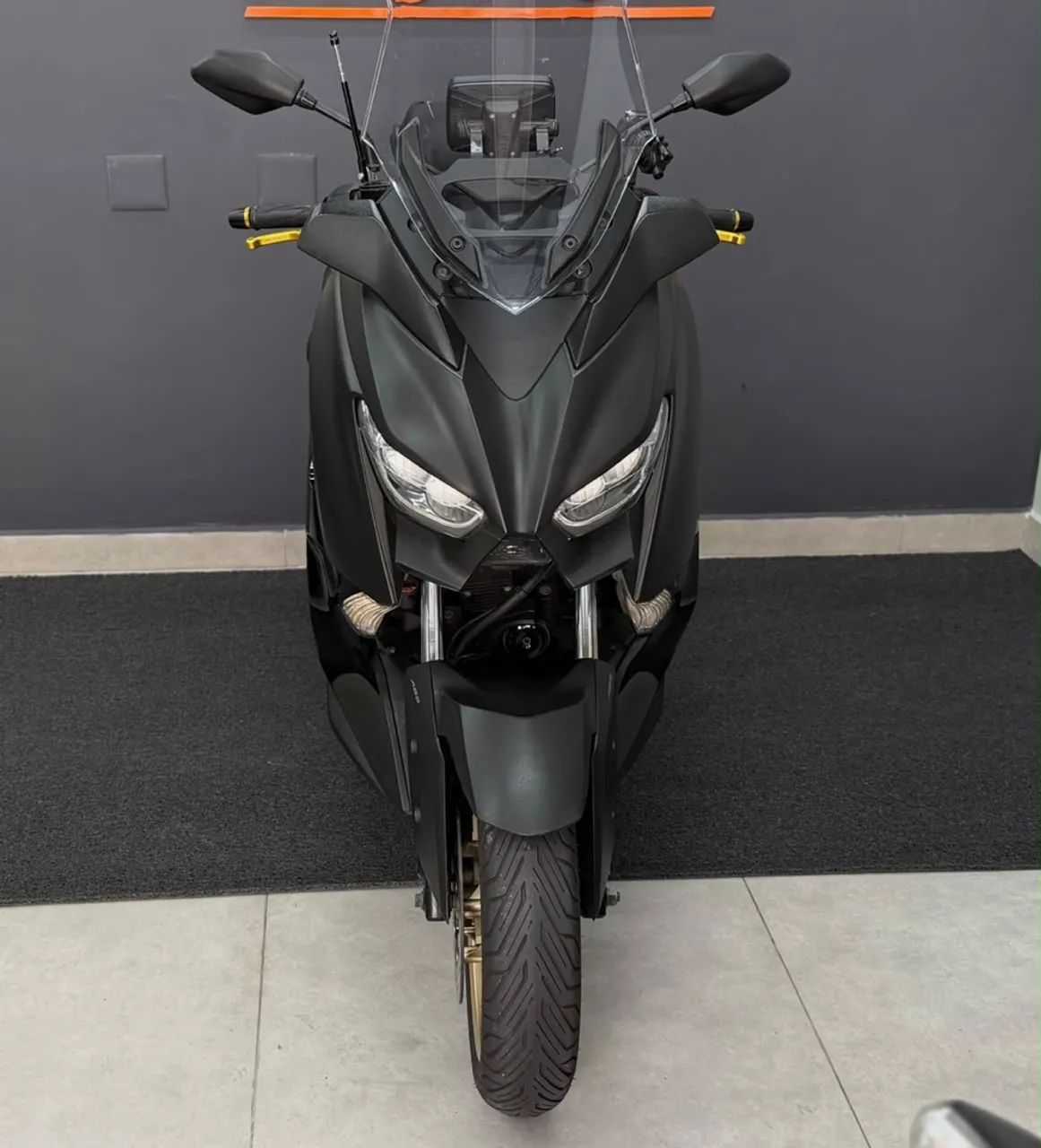 YAMAHA XMAX 250 Abs - Foto 3