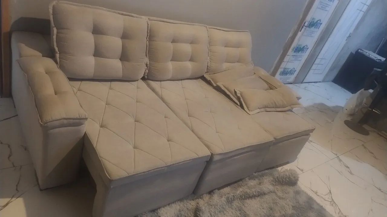 Vendo sofá retrátil semi novo  - Foto 2