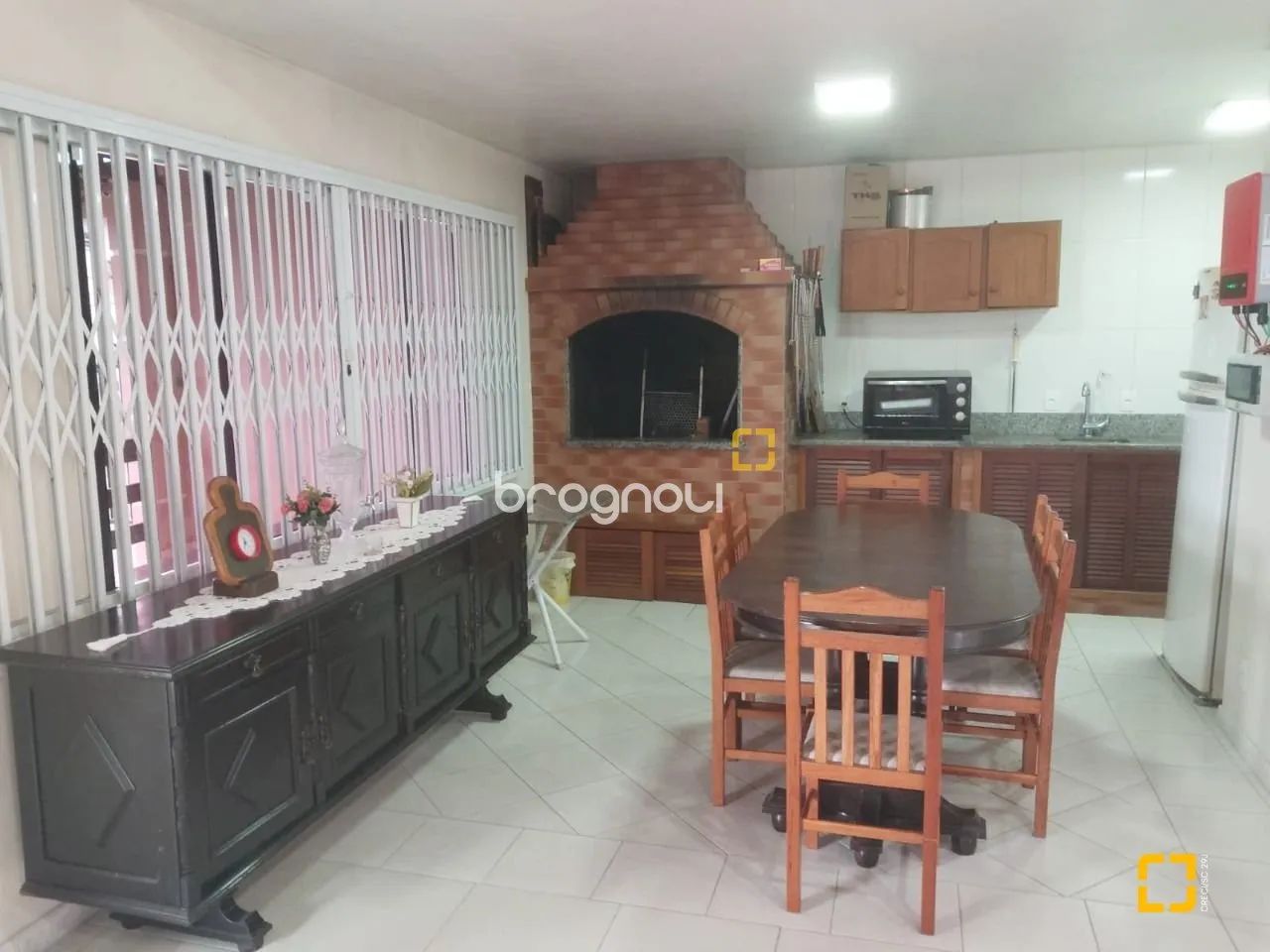 Casa Trindade reformada 290mts de construção 4 quartos 3 vgs 5 wcs - Foto 2