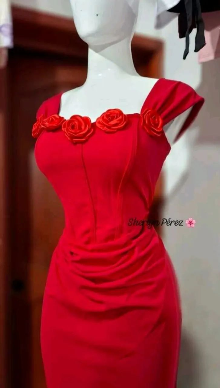 VESTIDO DE LUXO VERMELHO - Foto 2