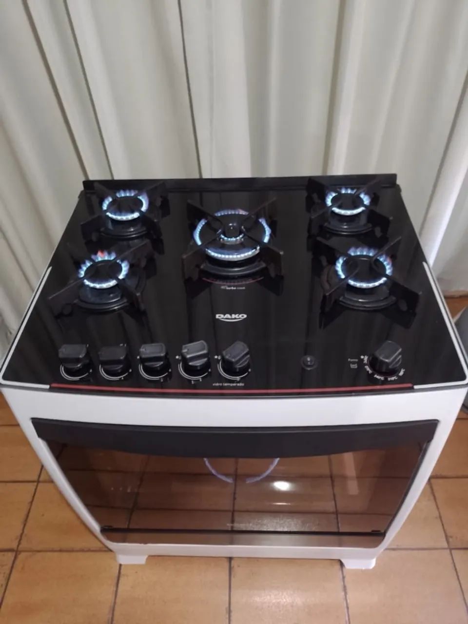 Fogão Dako mesa de vidro impecável funcionando perfeitamente  - Foto 2