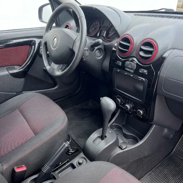 Renault Sandero Stepway Hi-Flex 1.6 16V 5p Aut., foto 8 de 13