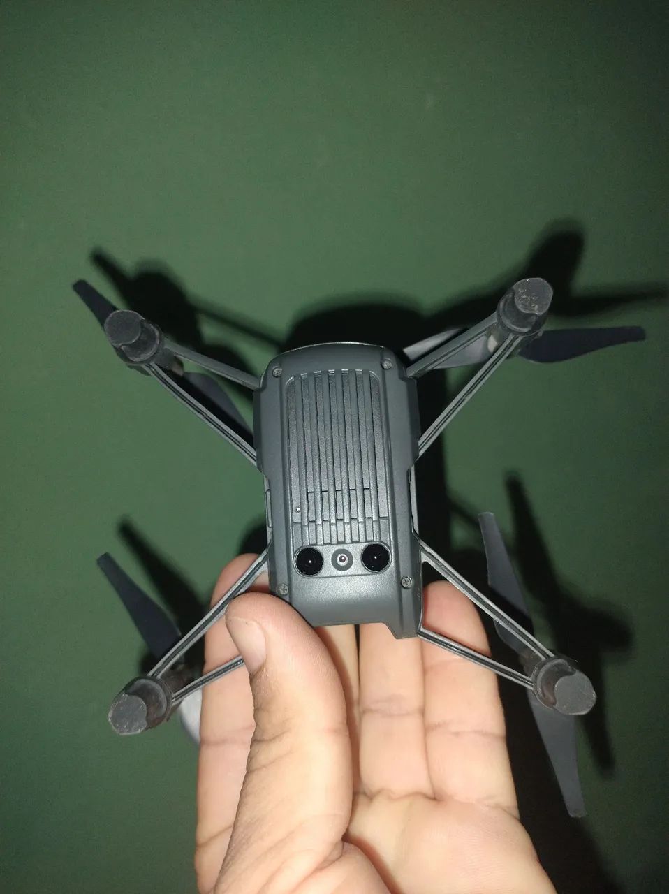 Drone Tello com 2 baterias e carregador  - Foto 2