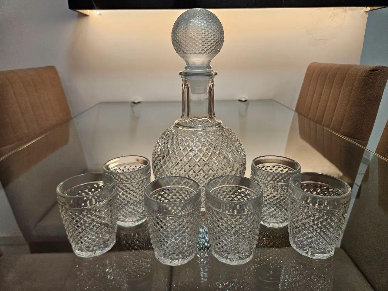 Conjunto licoreira + 6 copos em vidro. - Foto 2