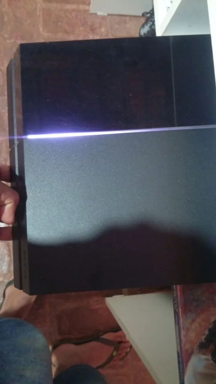 Ps4 com 2 controles  - Foto 3