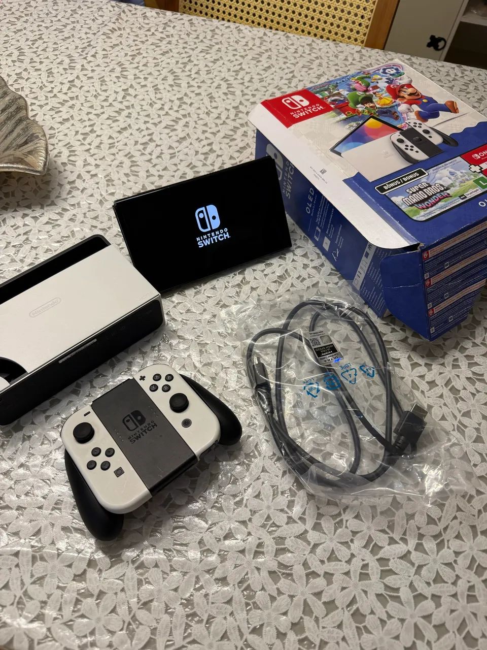 Nintendo Switch 64gb oled 