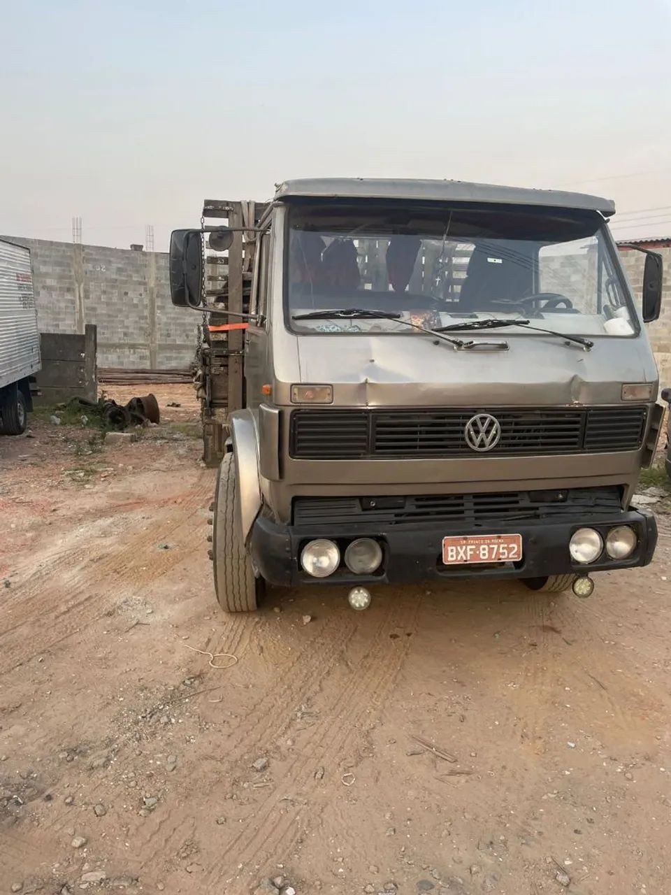 Caminhao Volks 14 140