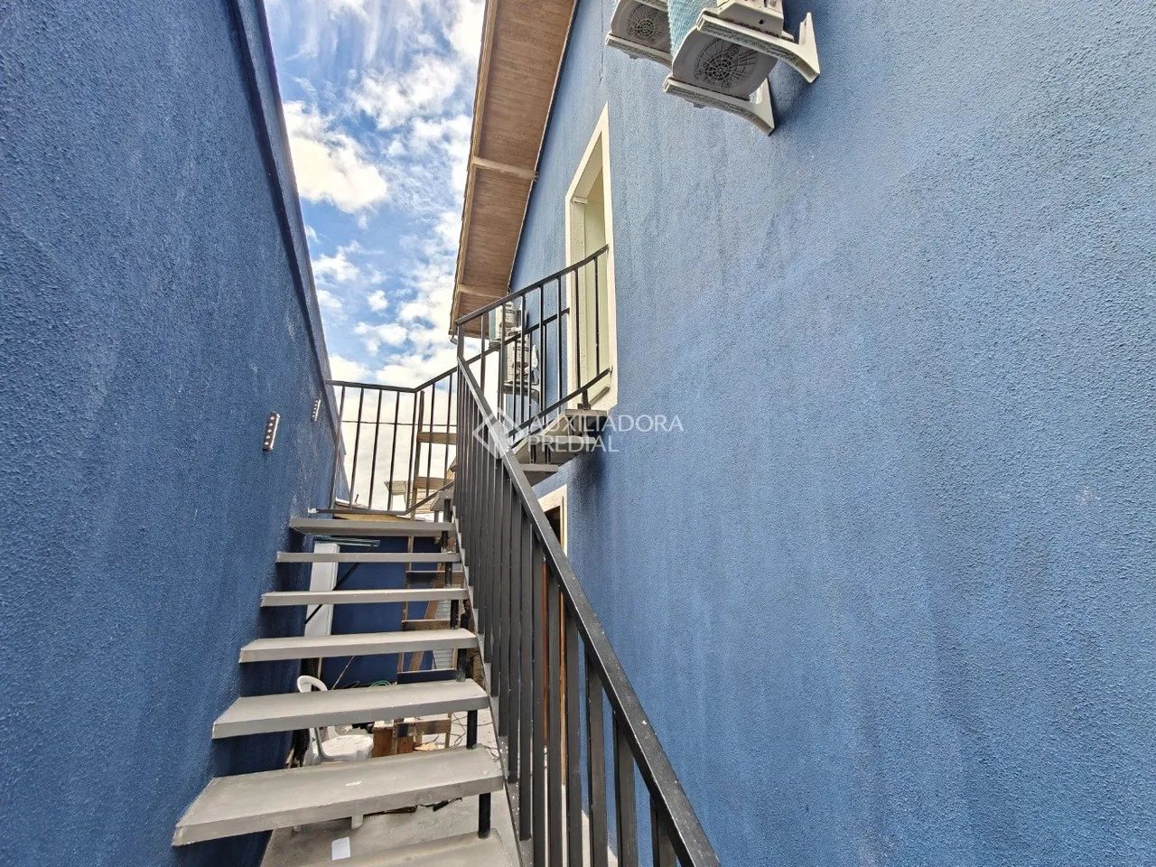 Casa residencial à venda em Coqueiros com 300 m² e 15 dormitórios/quartos disponíveis. - Foto 3