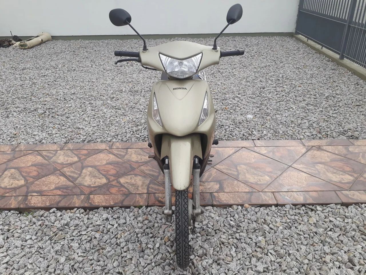 Biz 125 Es partida elétrica  - Foto 3