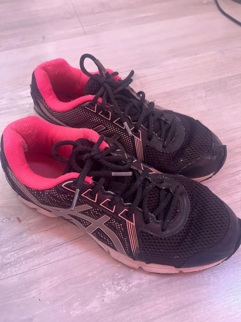 doação asics com defeito