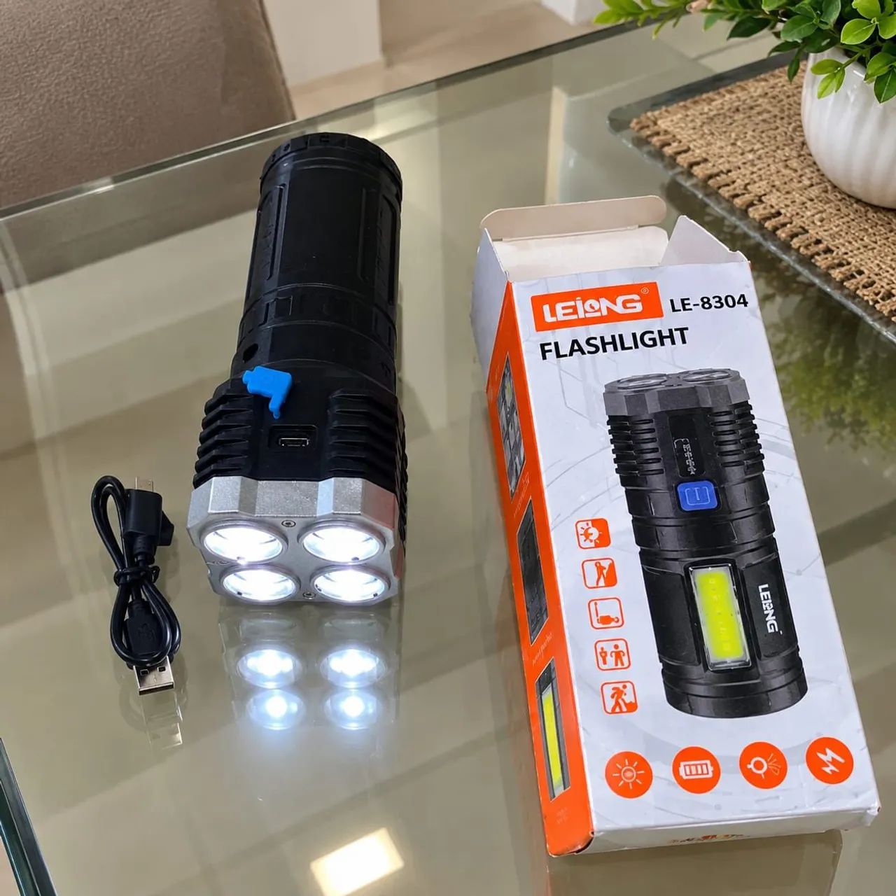 Lanterna Recarregável Com 4 Luzes Nova Na Caixa - Foto 4