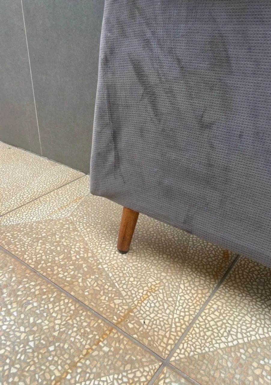 Cabeceira Estofada Cinza Chumbo para Cama de viúva  - Foto 4