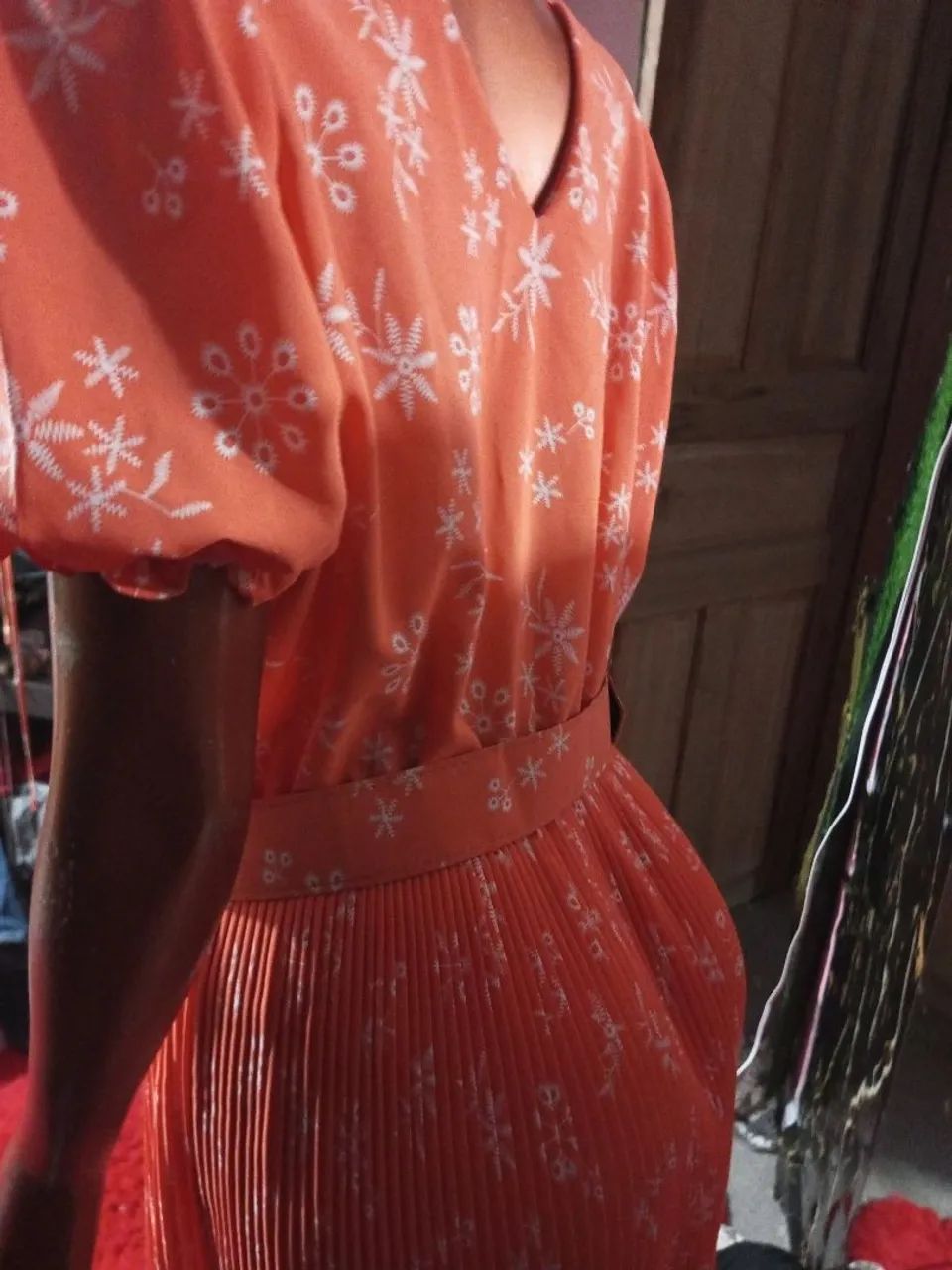 Vestidos novos e únicos . - Foto 2
