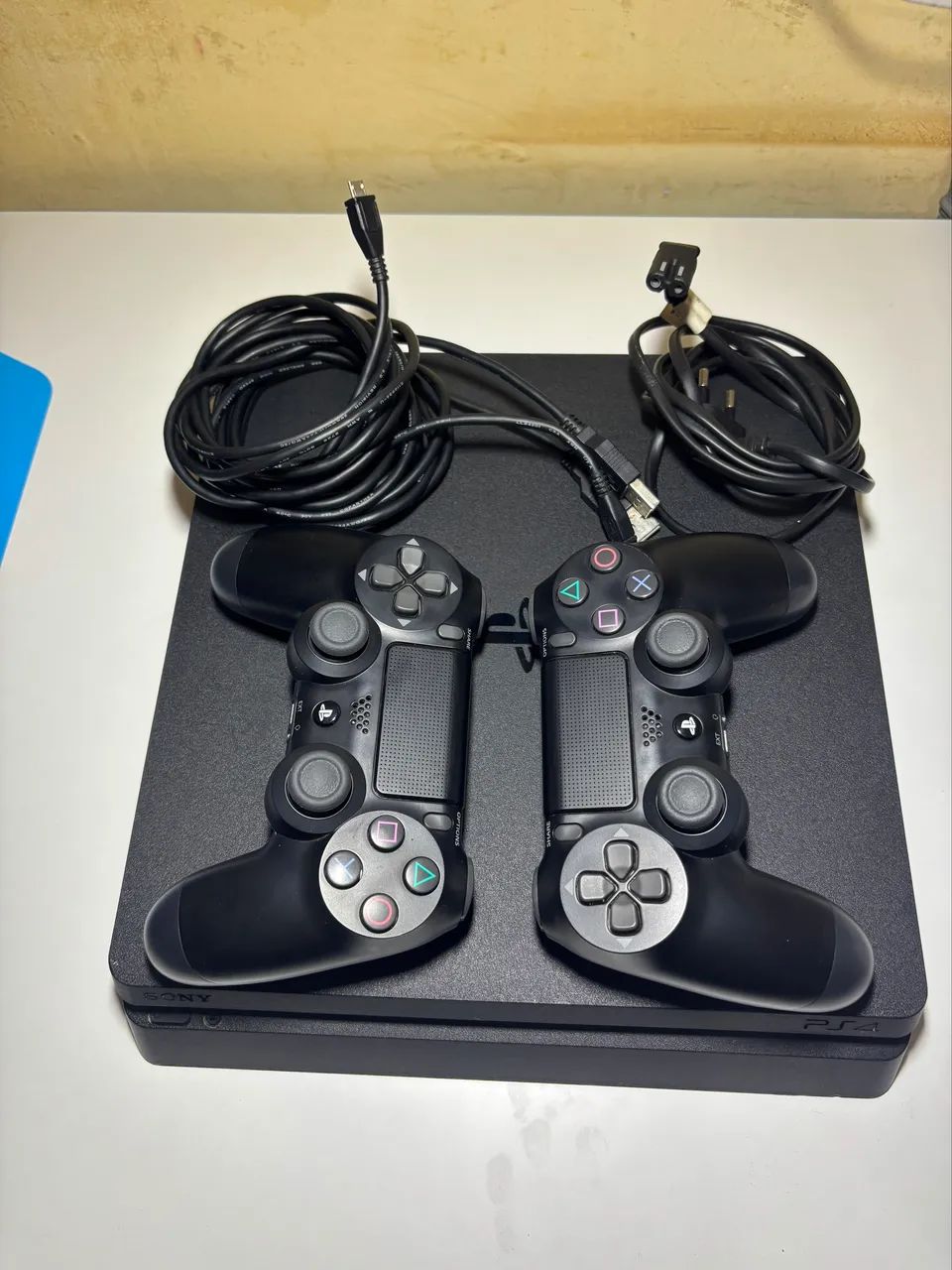 PS4 SLIM 500GB - Foto 3