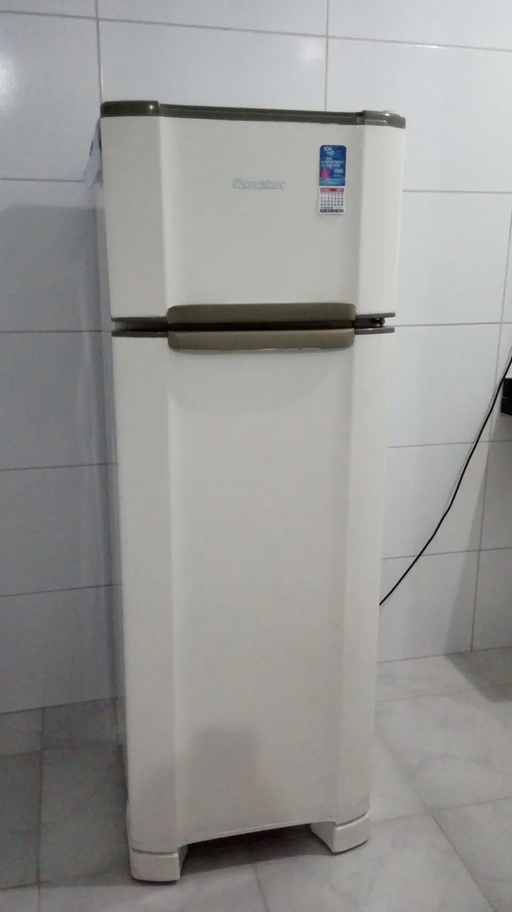 Geladeira USADA
