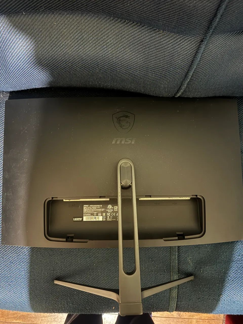 Monitor Gamer MSI Optix G241V Curvo - Foto 5