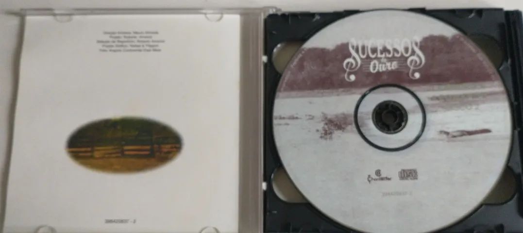 CD Leandro e Leonardo Duplo - Sucessos de Ouro - Usado - Testado - Ótimo Estado - Foto 5