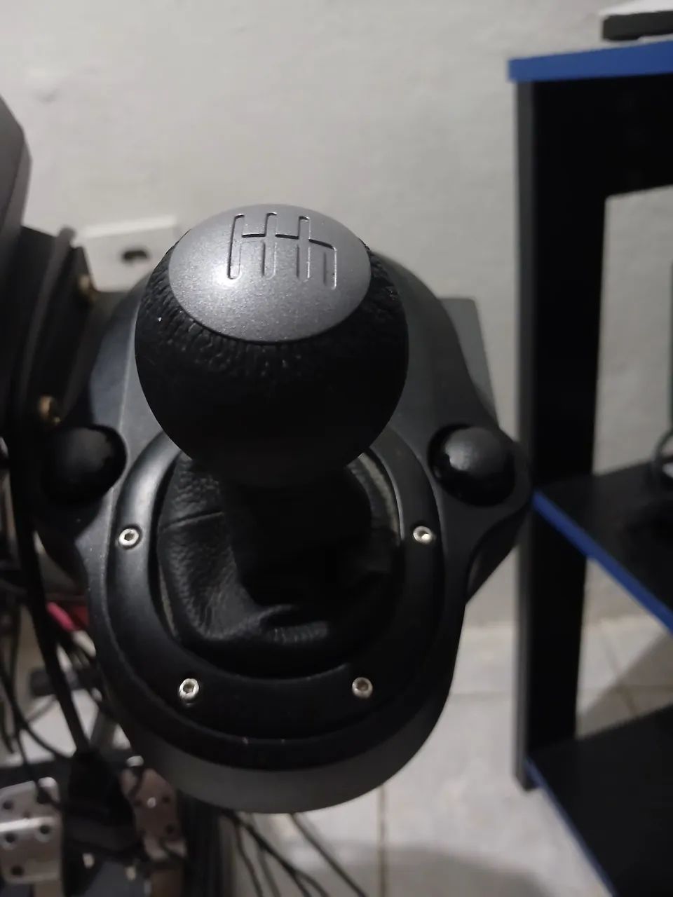 Câmbio logitech driving force shifter