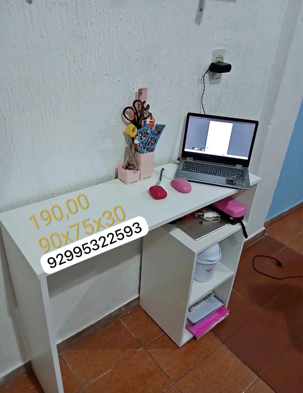 Escrivaninha438561286821007361