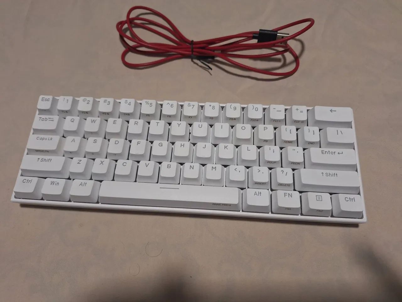 Teclado 60% Anne pro 2 + acessórios  - Foto 3