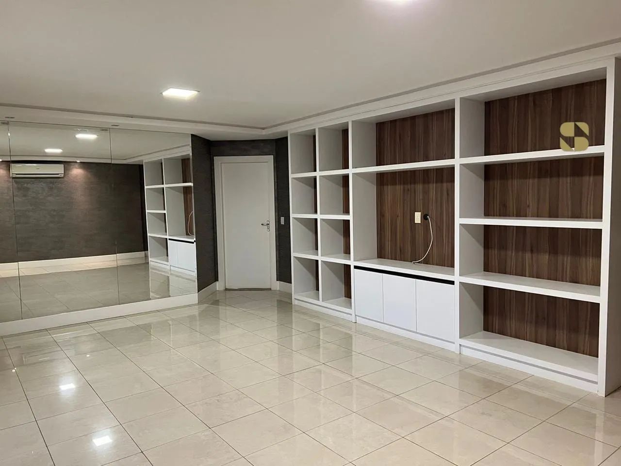 Apartamento no Edifício Paul Cezanne, Cuiabá-MT - Foto 4