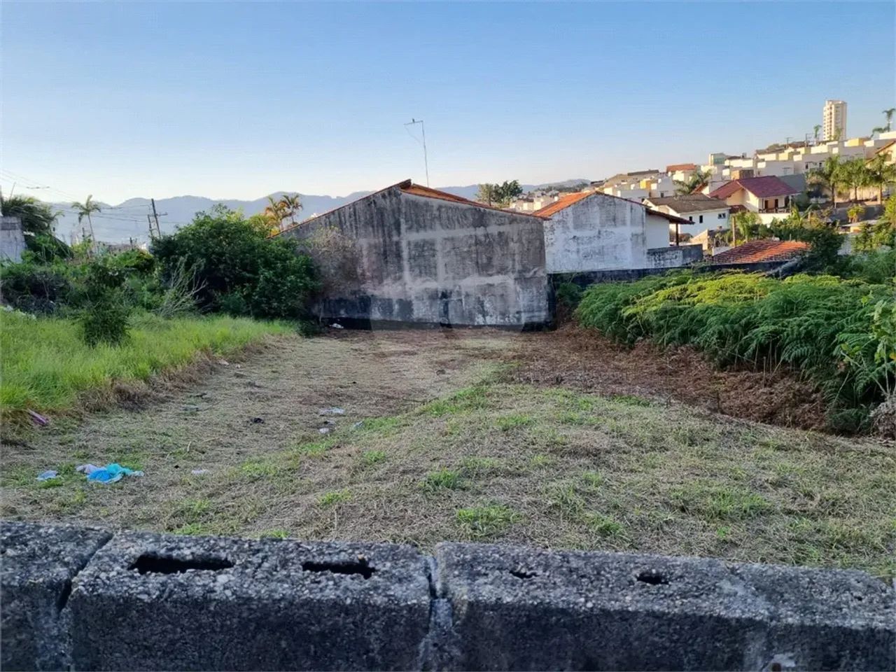 TERRENO LOTE 2 DA QUADRA 27 NA VILA OLIVEIRA