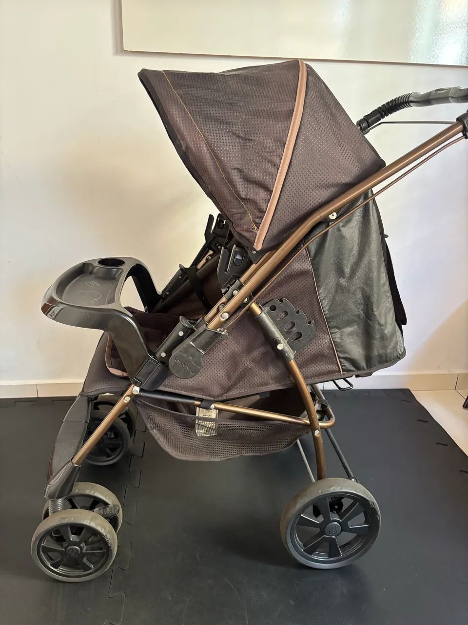 Carrinho de Bebê com Bebê Conforto Galzerano  - Foto 4