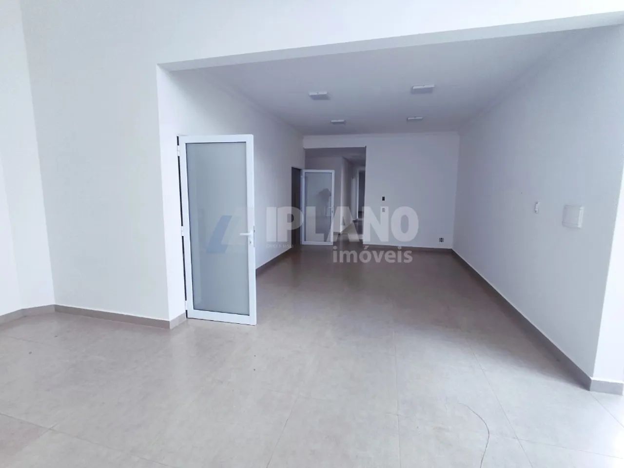 Locação de Comercial / Sala na cidade de Ibaté - Foto 3