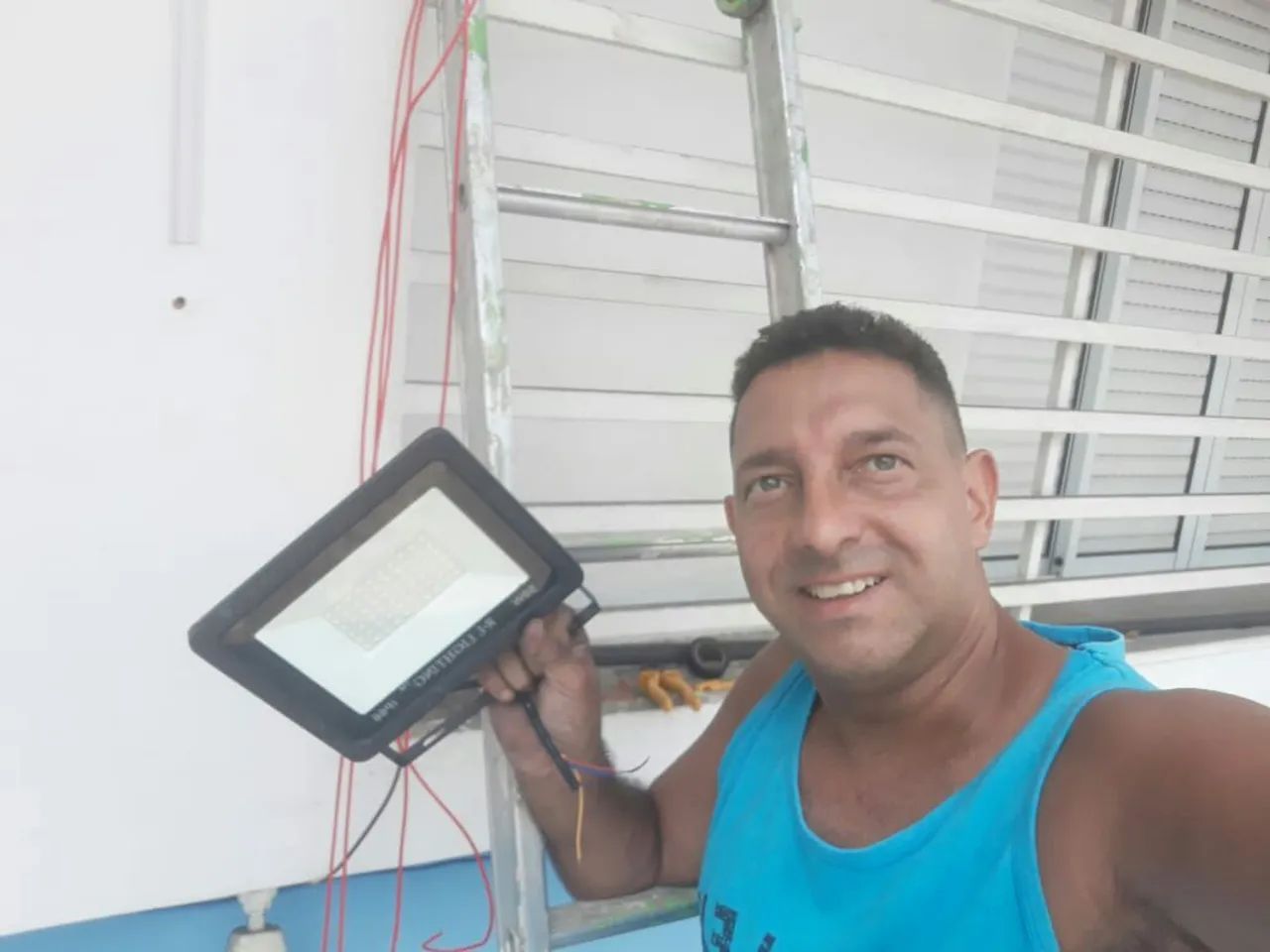 Eletricista e Pintor