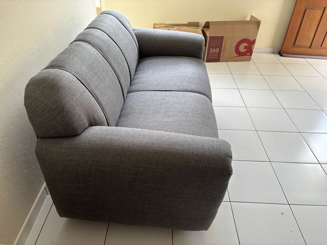 Vendo sofá de dois lugares - Foto 4