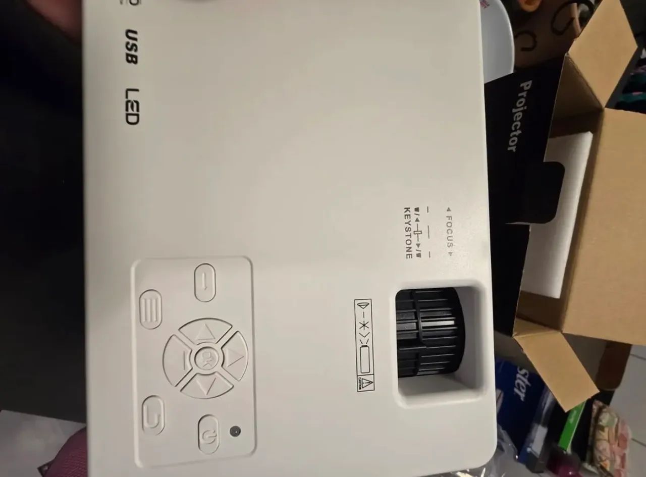 Projetor Profissional Android 4K - Preço venda rápida. - Foto 3