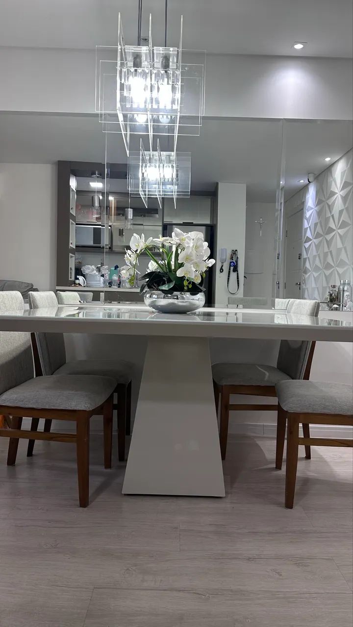 Linda mesa quadrada para 8 lugares - Foto 4