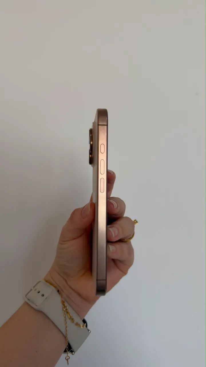 iPhone 16 Pro  - Foto 3