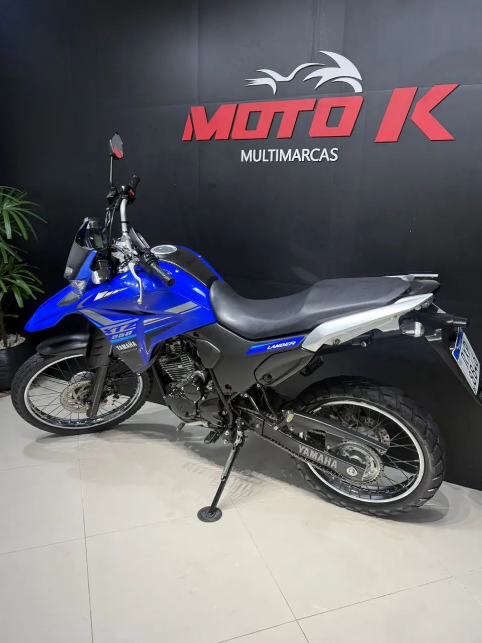 Linda Xtz Lander com apenas 17mil km - Foto 2