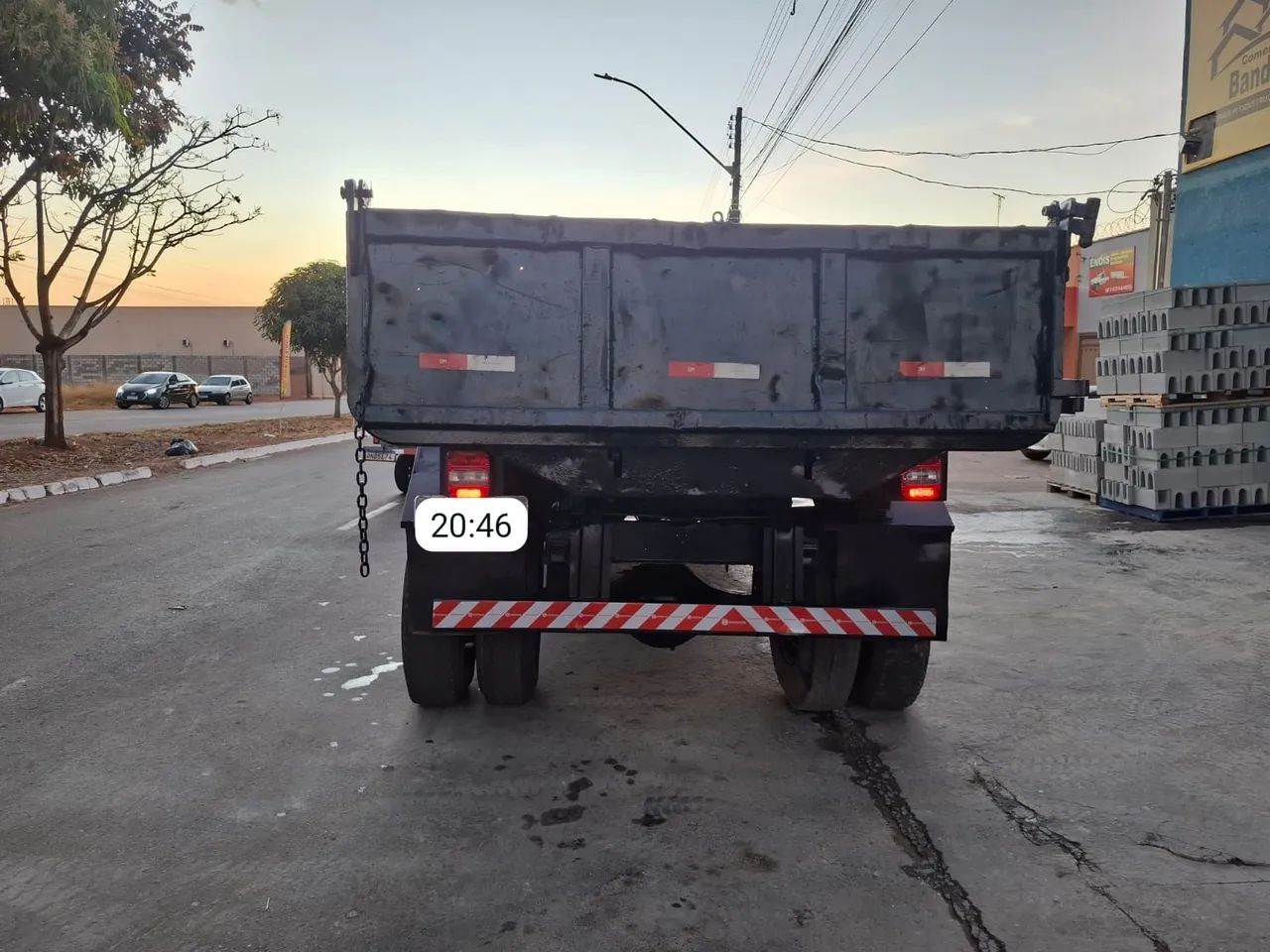 Caminhão caçamba  - Foto 5