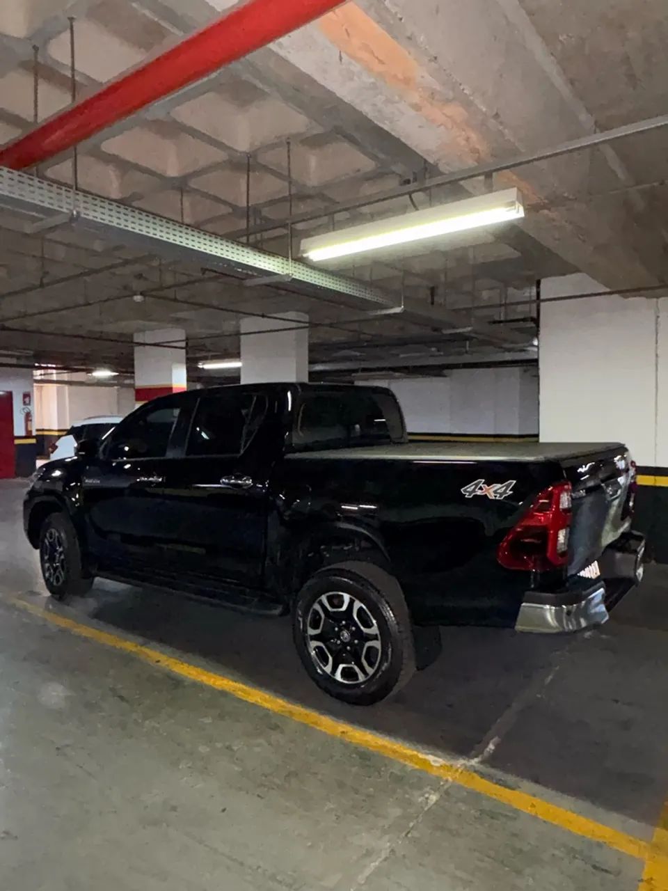 Toyota Hilux CD 4X4 2.8 DIESEL AUT. 2025