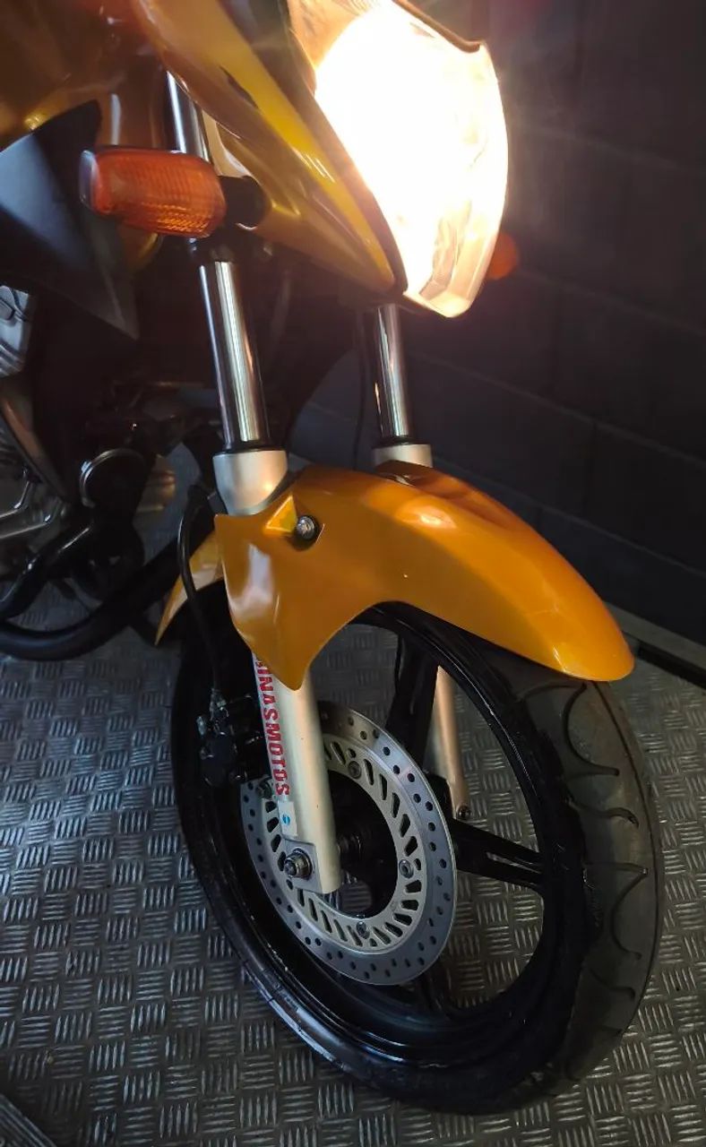 CB 300 Extra - Foto 4