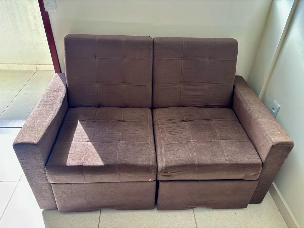     Sofá-cama retrátil de 2 lugares
