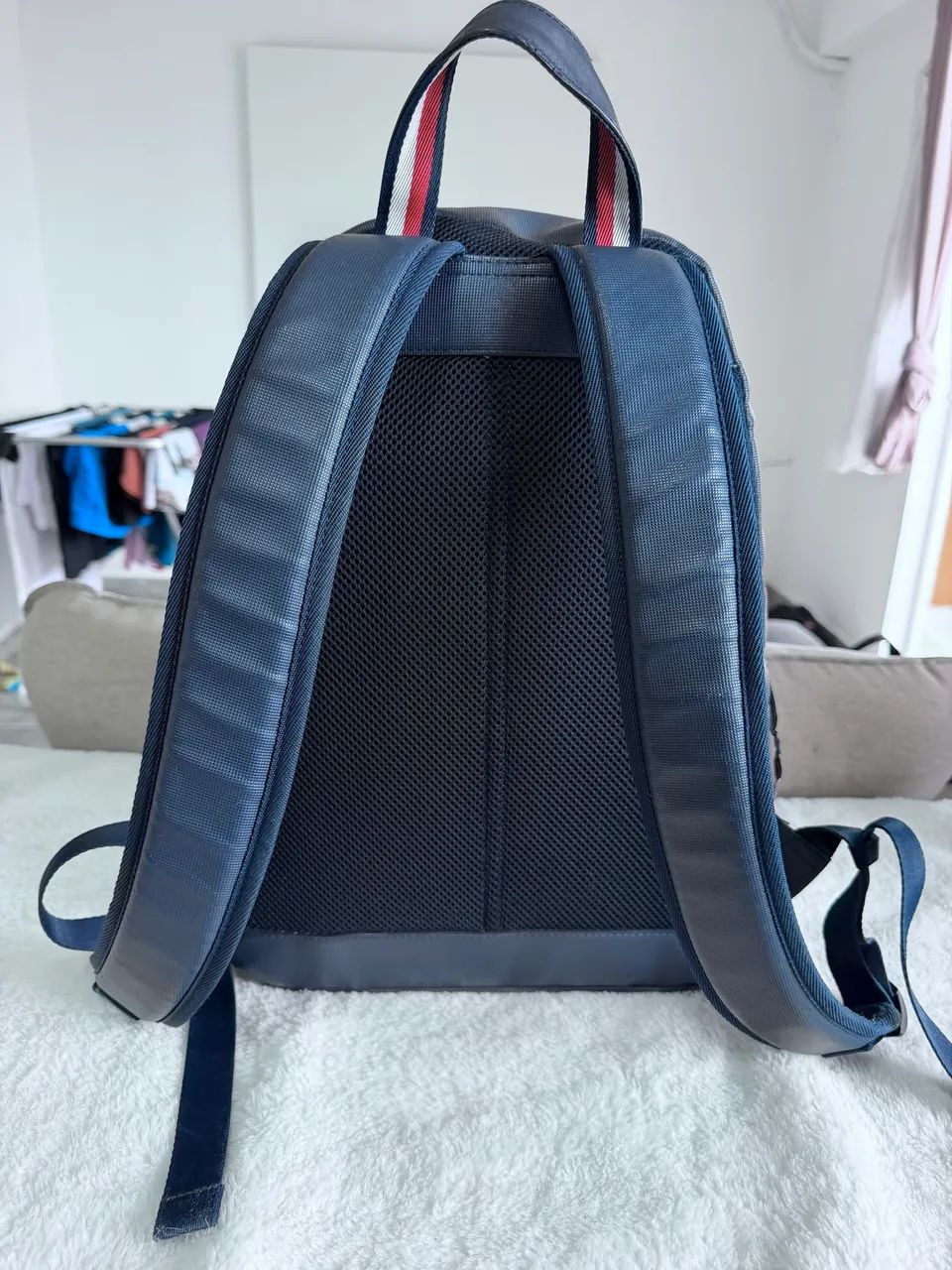 Mochila Tommy Hilfiger Original - Azul Marinho  - Foto 3