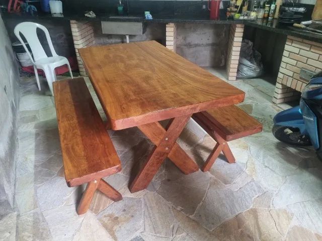 Mesa Rústica em Madeira Maciça de Lei Com 2 Bancos - Foto 5