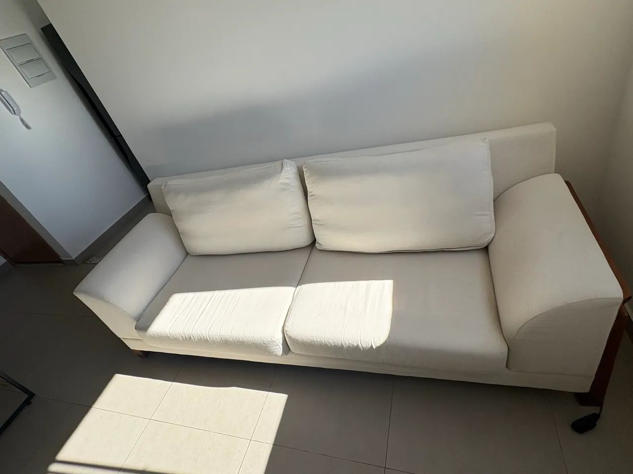 Sofá moderno e sofisticado - Foto 2