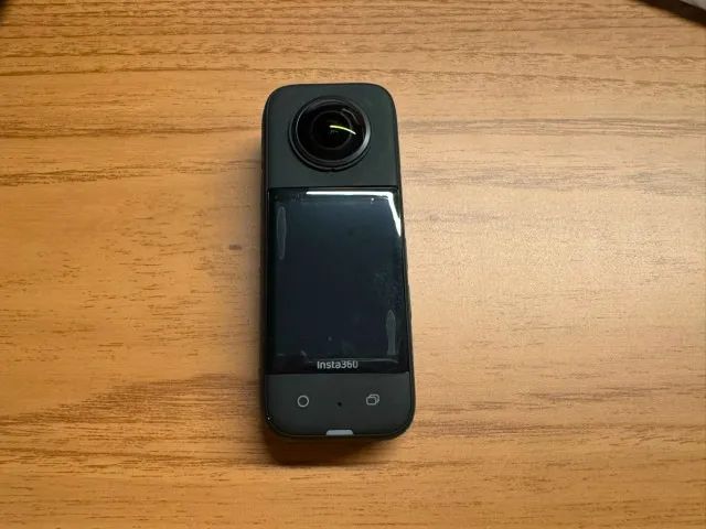 Insta 360 X3 - Foto 5