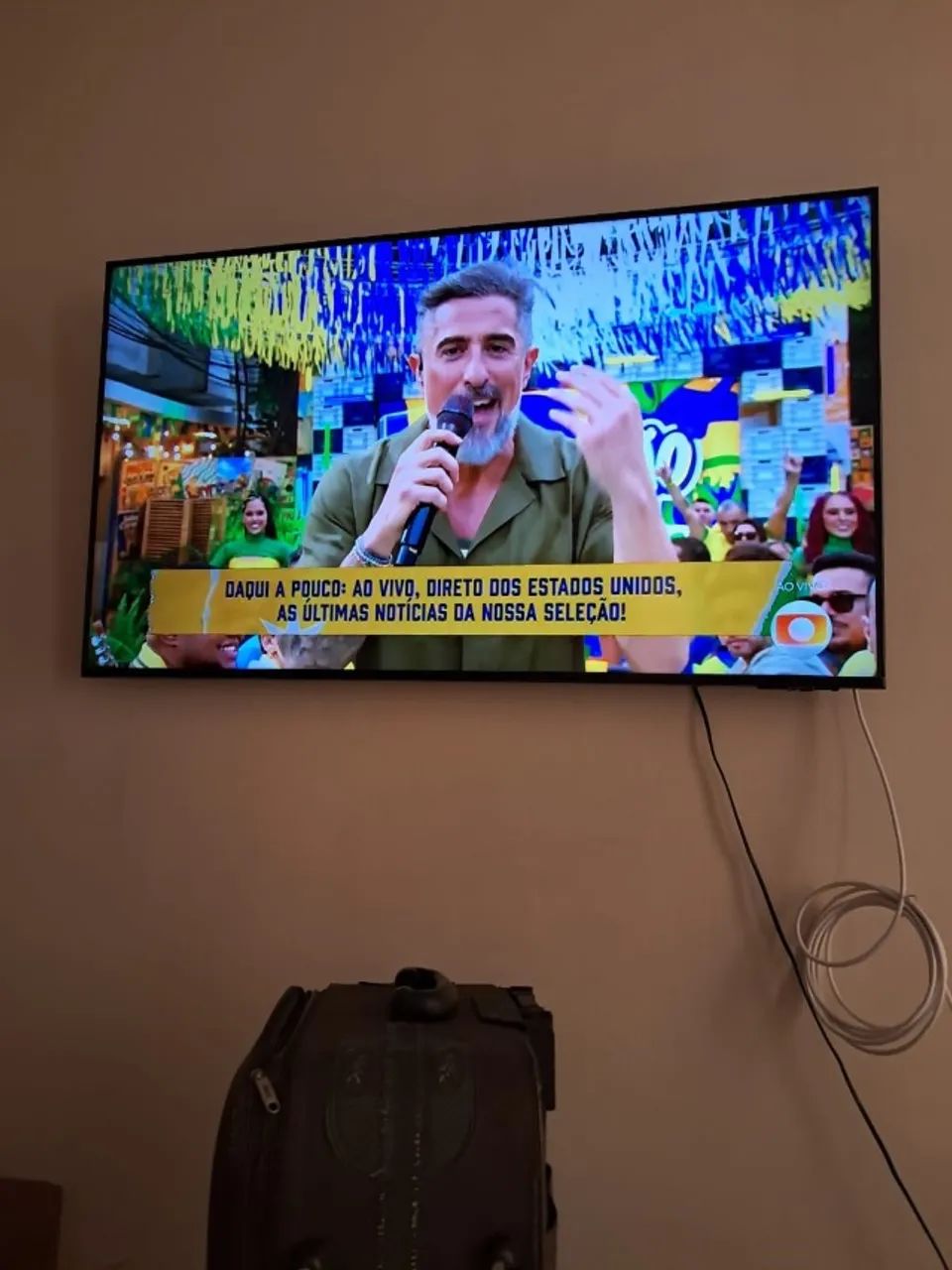 TV Samsung crystal UHD DU7700 50? - Foto 2
