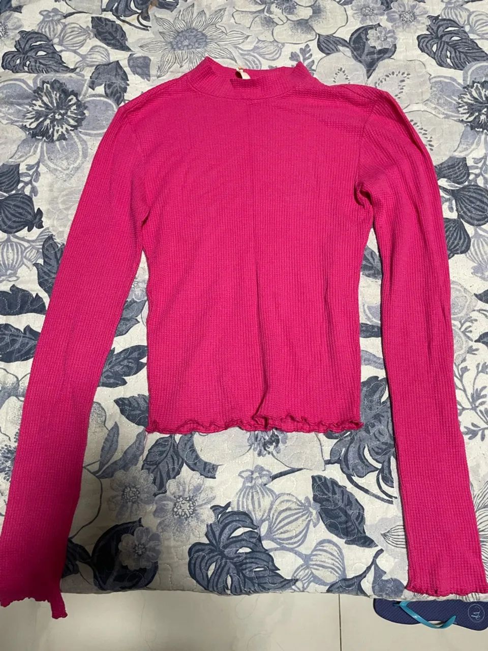 blusa rosa mangas longas 